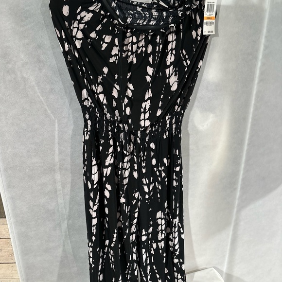 Jumpsuit INC. Size small. Tie dye. Regular fit. A sleek fit tailored - Picture 7 of 7